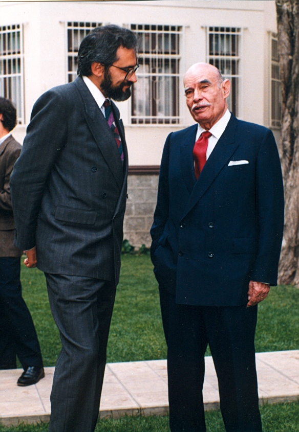 Walter Guevara Arze (1979)